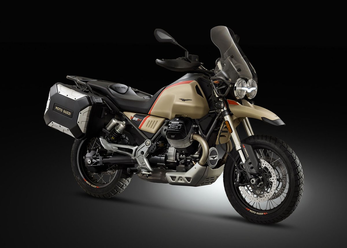 Moto Guzzi V85 TT Travel-small