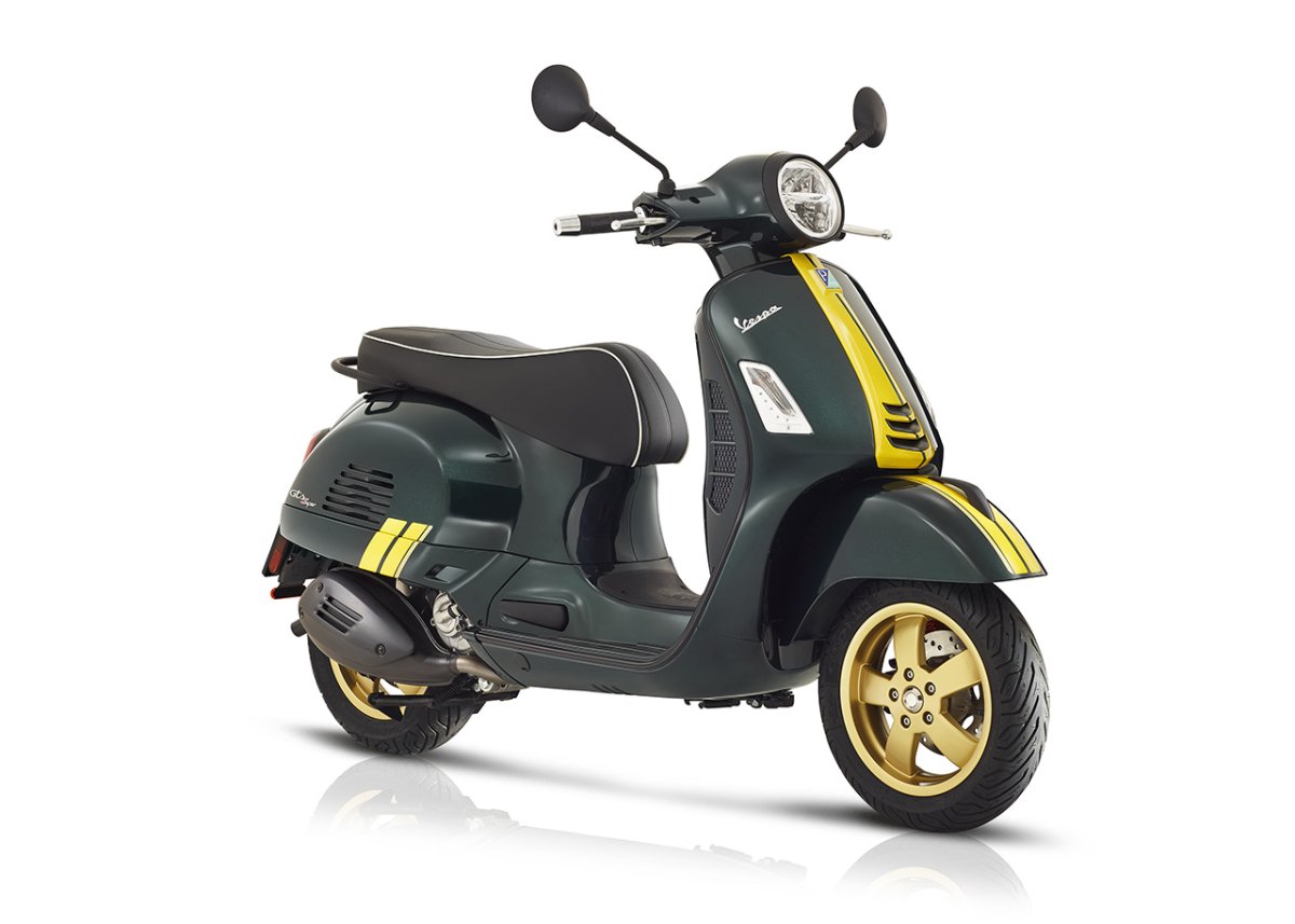 Vespa GTS Super Racing Sixties-small